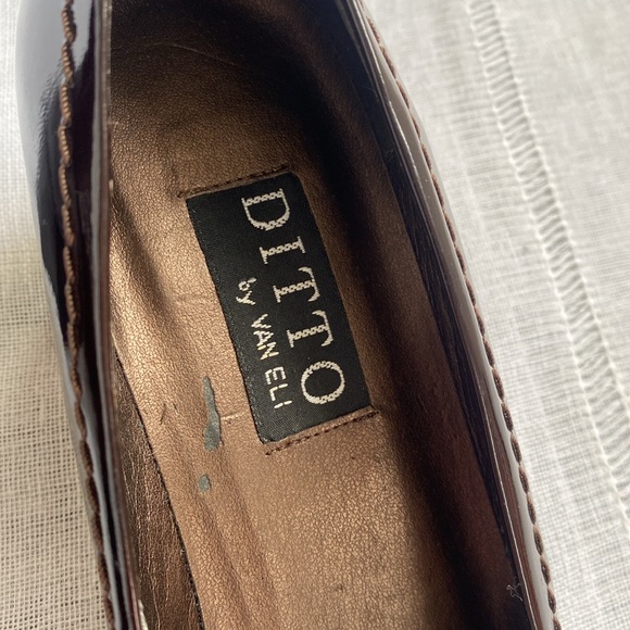 Ditto by Vaneli chocolate brown pumps block heels. - Picture 3 of 12